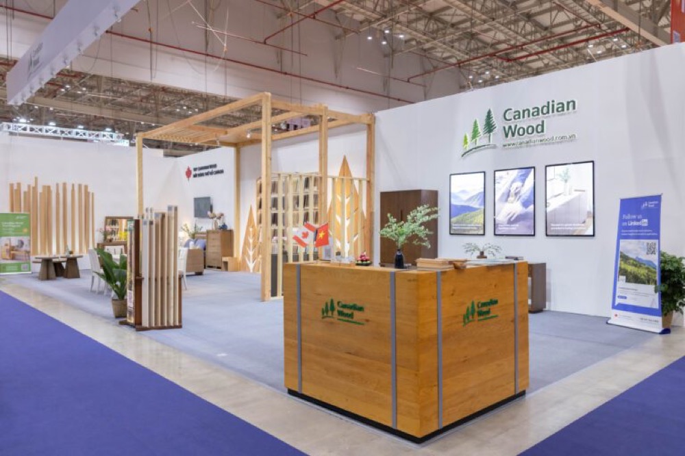 Canadian Wood Vietnam shares technical guidance for furniture manufacturers