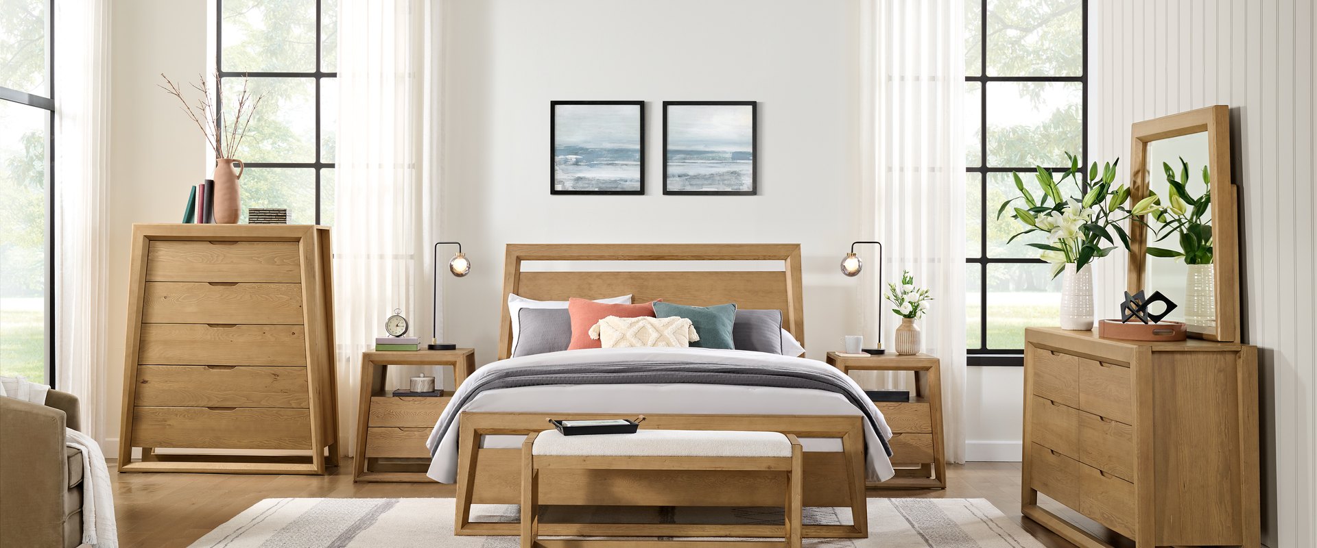 Horizon Frame Bedroom Set in Canadian Western Hemlock
